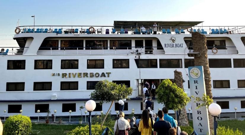 مركب ريفر River Boat