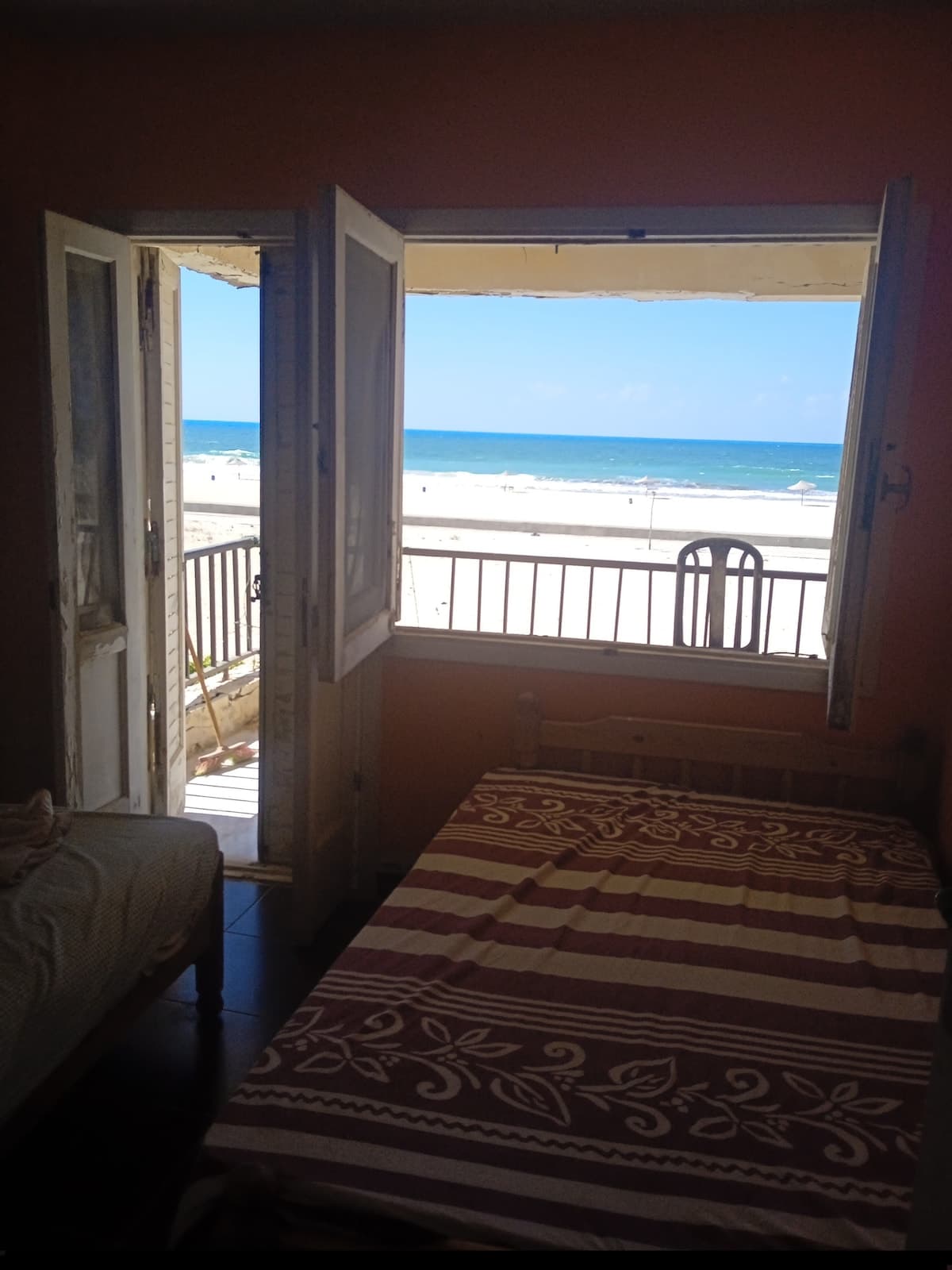 Beach House 45 thumbnail 6