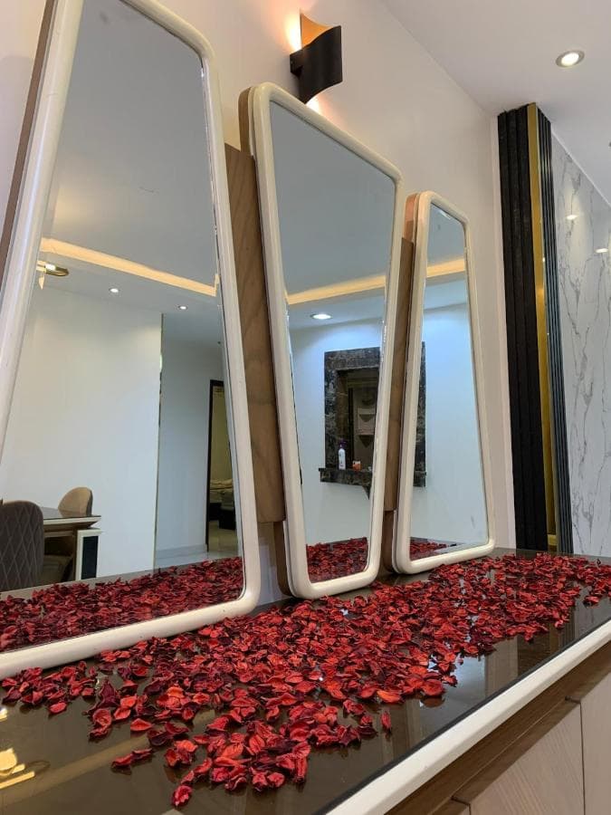 Al-Ward Apartment