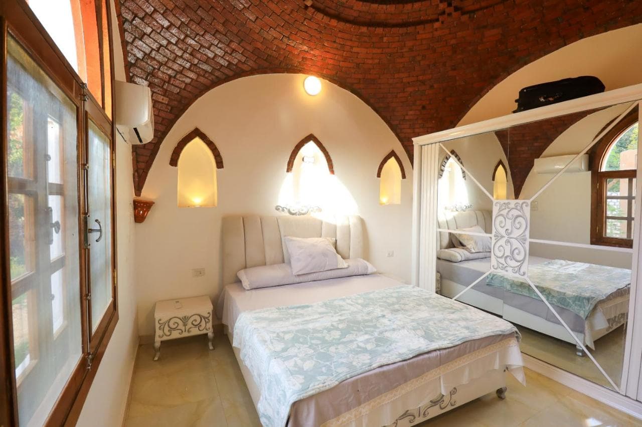 Desert Rose apartment's