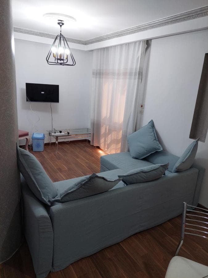 El Rehab City COZY Studio & UNIQUE Location