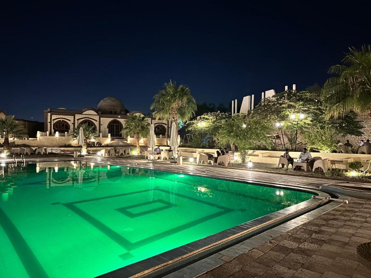 Elphardous Oasis Hotel