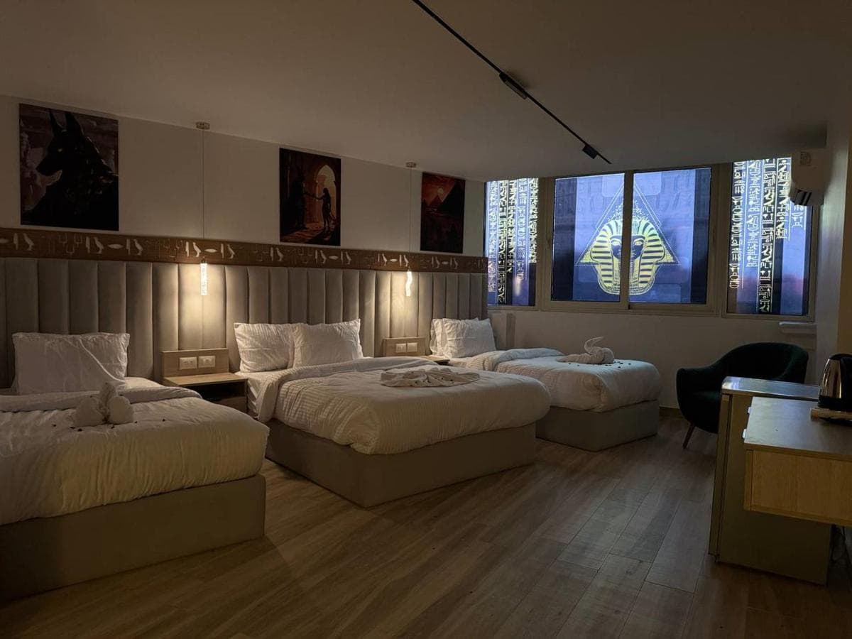 Nefertiti Royal Hotel
