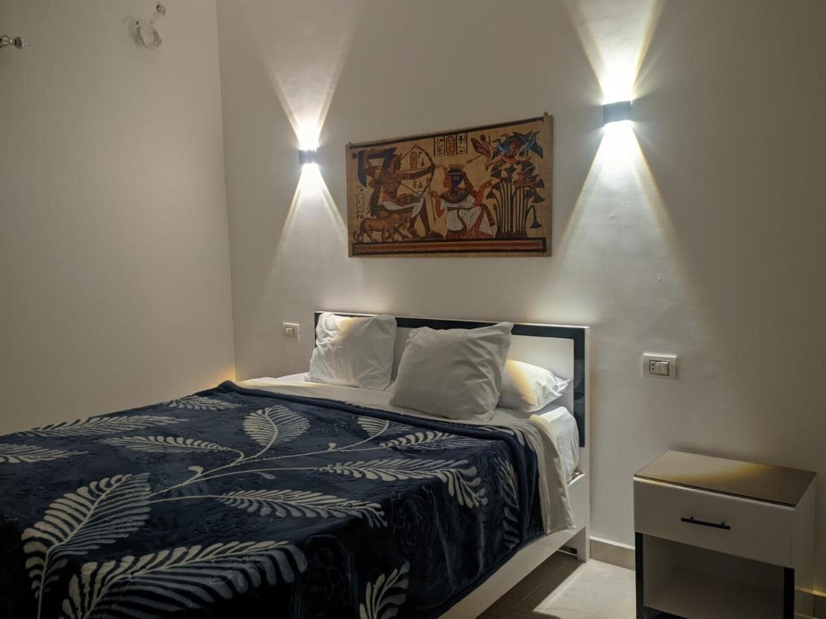Noor Seen House