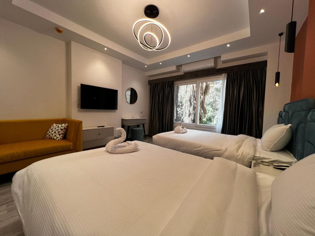 Onyx Pyramids Boutique Hotel