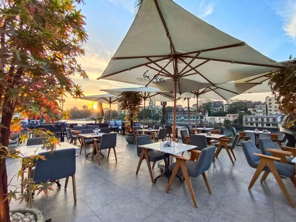 Abou Al Zouz Restaurant