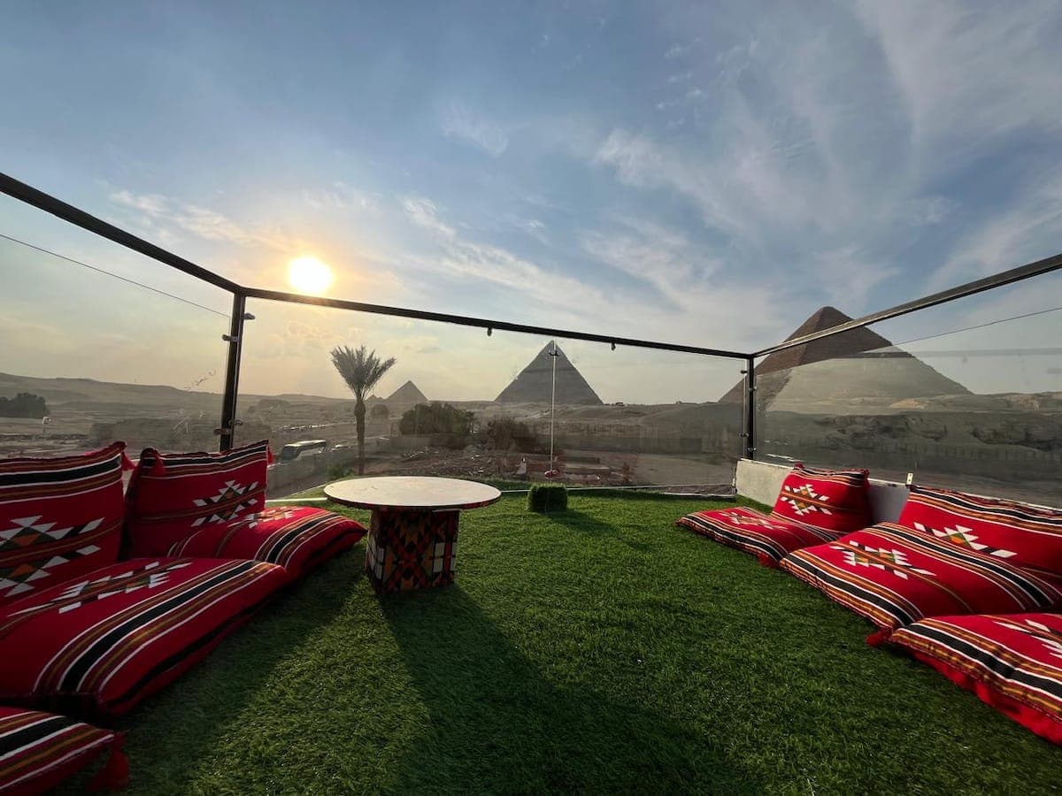 Kemet Pyramids Room view