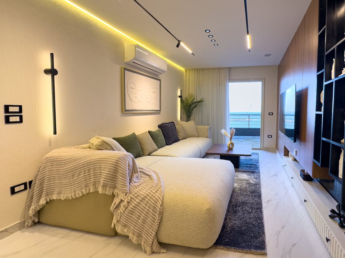 Luxury apartment with charming sea view and complete comfort for guests