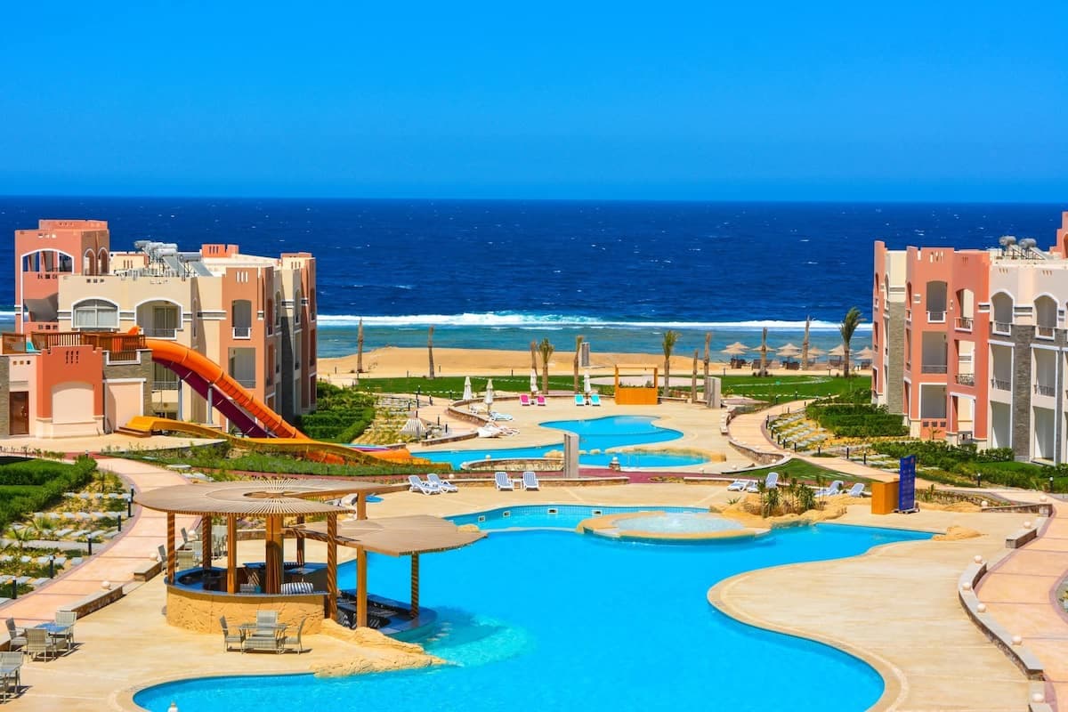 Luxury Seaview Studio at Oyster Bay Beach Suites