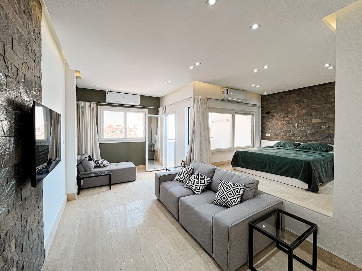 Sunset Loft – Marina View Escape