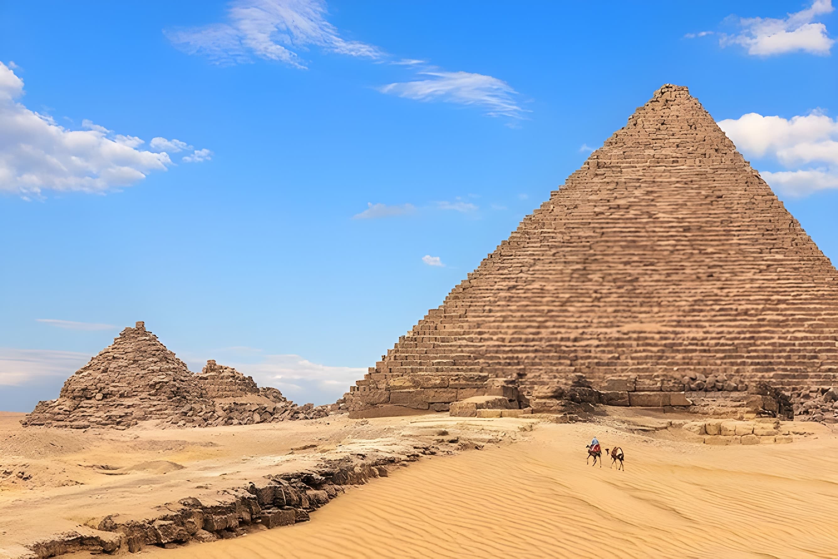 Guided Tour: Giza Pyramids & The Egyptian Museum