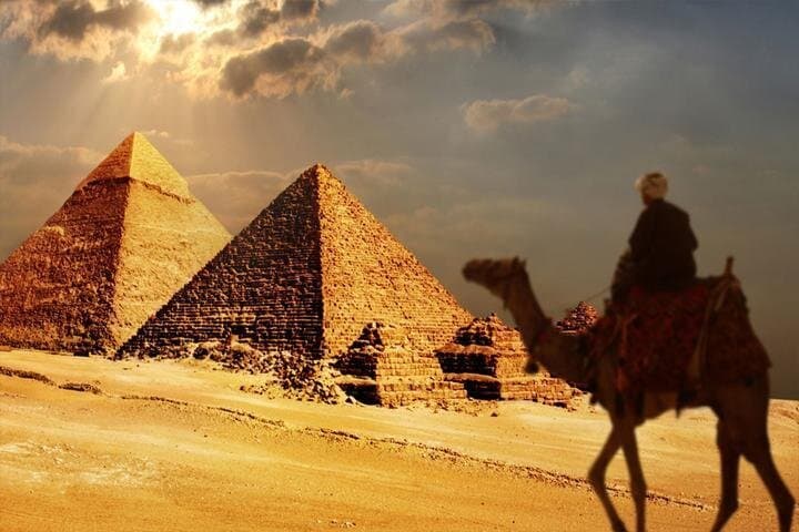Premium Private Experience: Giza Pyramids & Sphinx