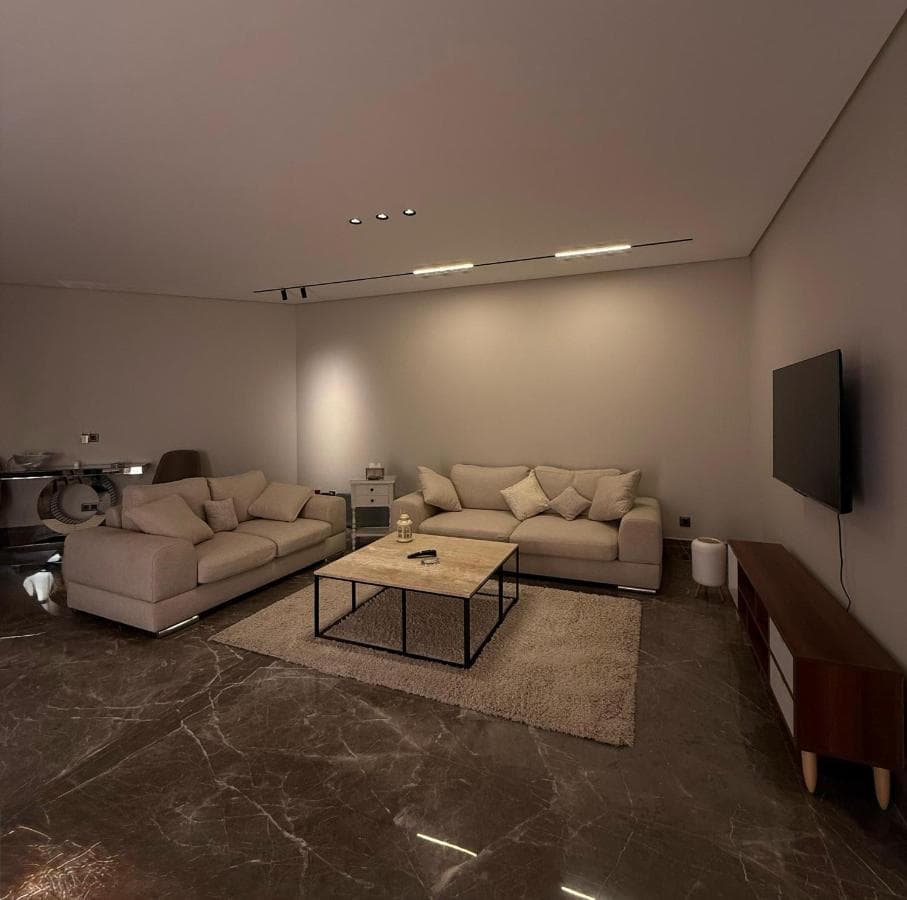 Modern 2BR Apartment in New Cairo at Silver palm