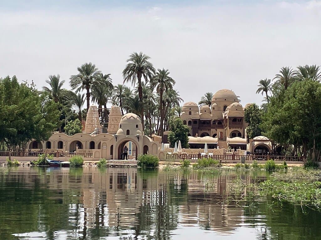 Aladdin's Banana Island And Restaurant