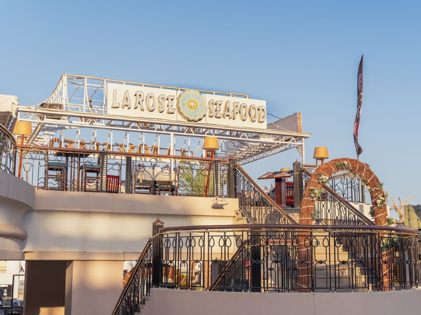 La Rose Restaurant